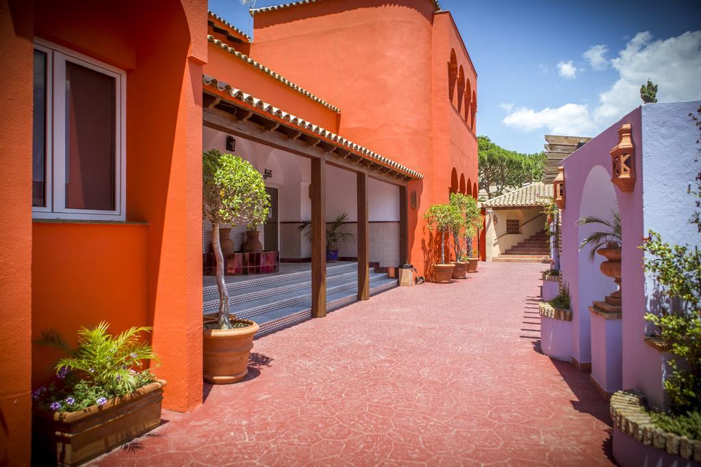 Aparthotel Las Dunas Chiclana de la Frontera Exterior foto