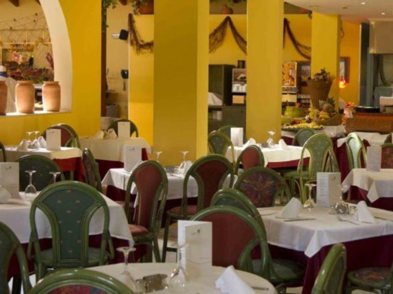 Aparthotel Las Dunas Chiclana de la Frontera Exterior foto