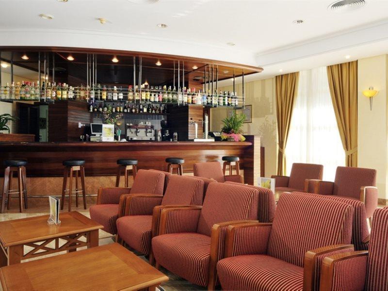 Aparthotel Las Dunas Chiclana de la Frontera Exterior foto