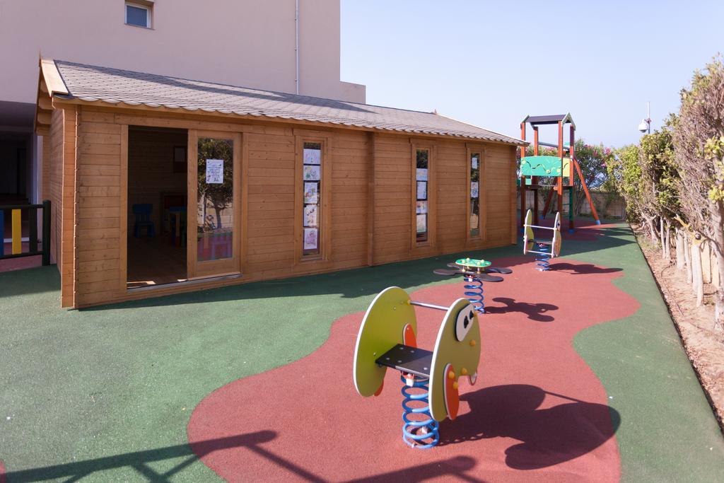 Aparthotel Las Dunas Chiclana de la Frontera Exterior foto